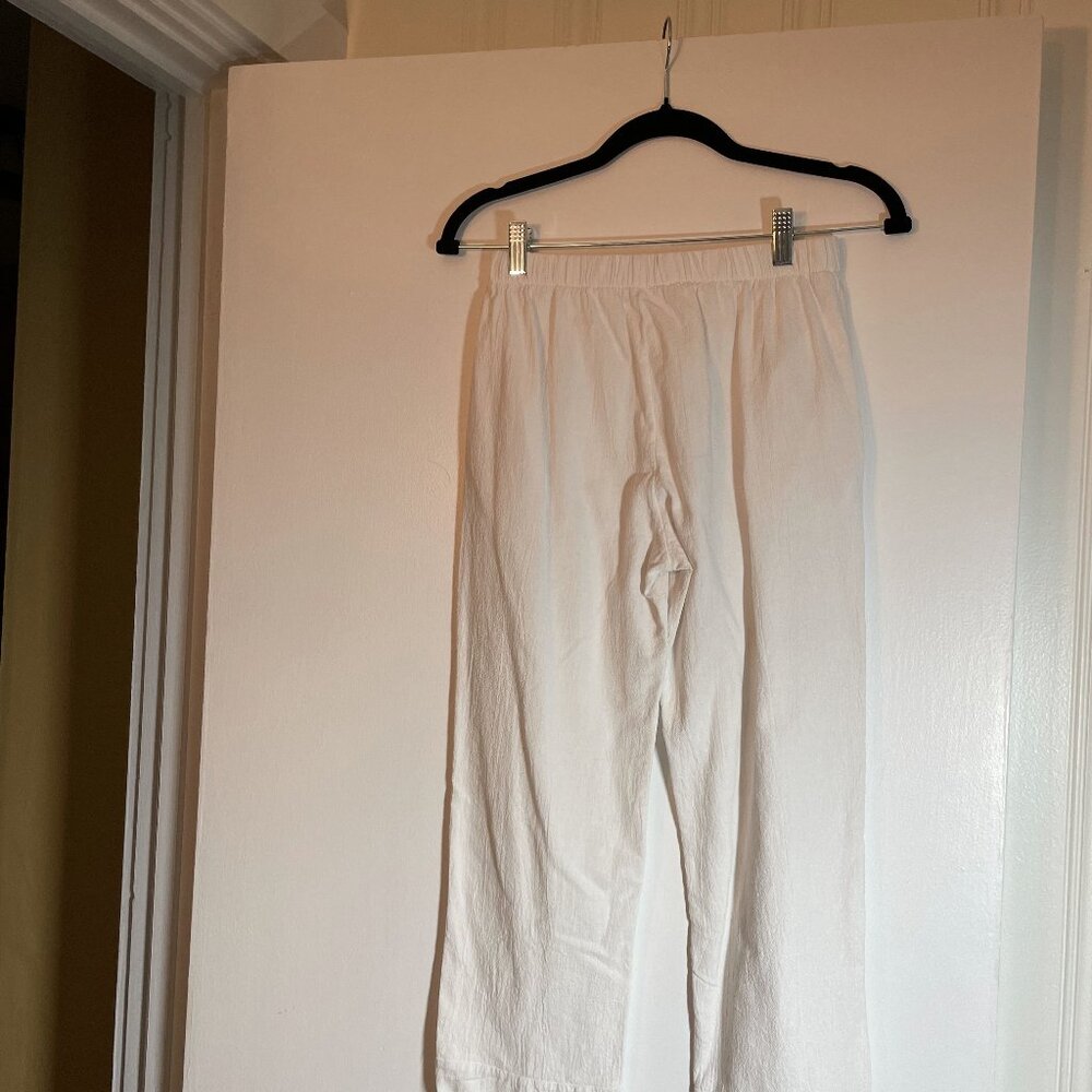 white blend thin leg white pants